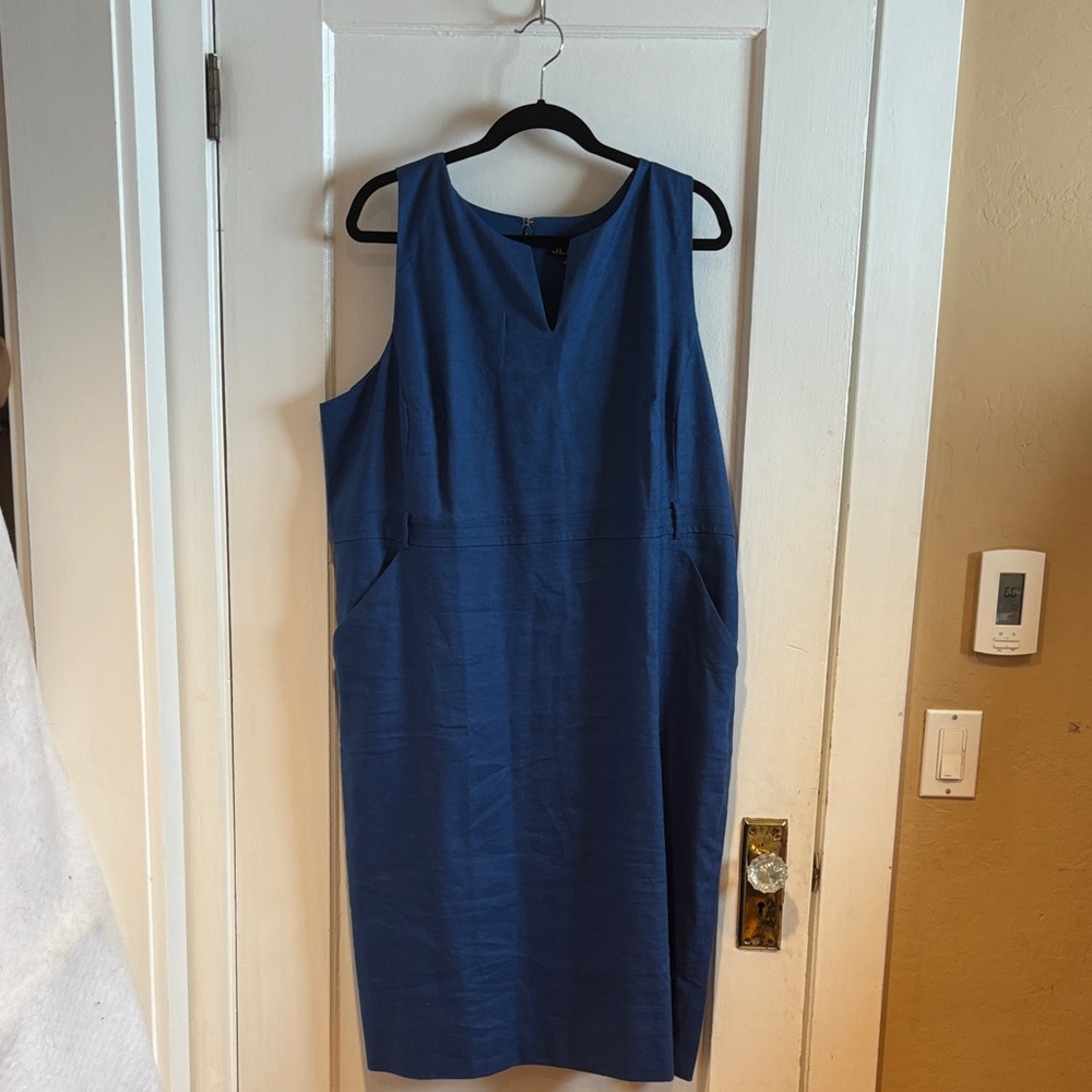 J. Crew Navy Sleeveless V-Notch Shift Dress 24